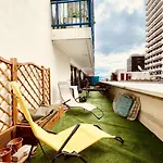 Appartement centre ville avec terrasse + petit dej