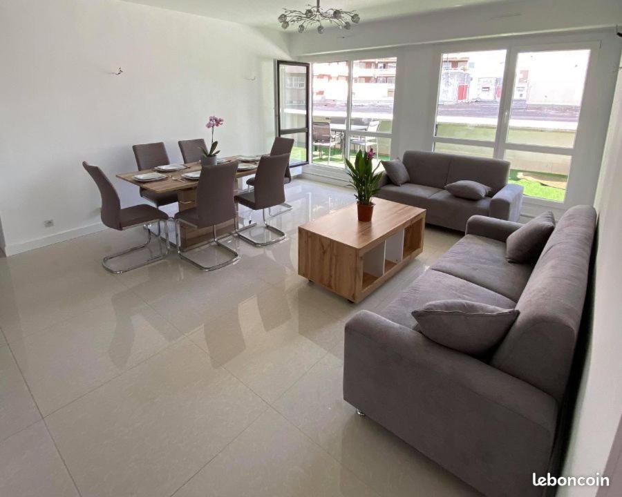 Appartement Centre Avec Terrasse + Petit Dej *