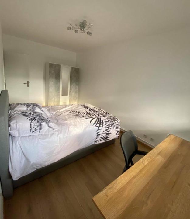 Centre Avec Terrasse + Petit Dej Appartement *